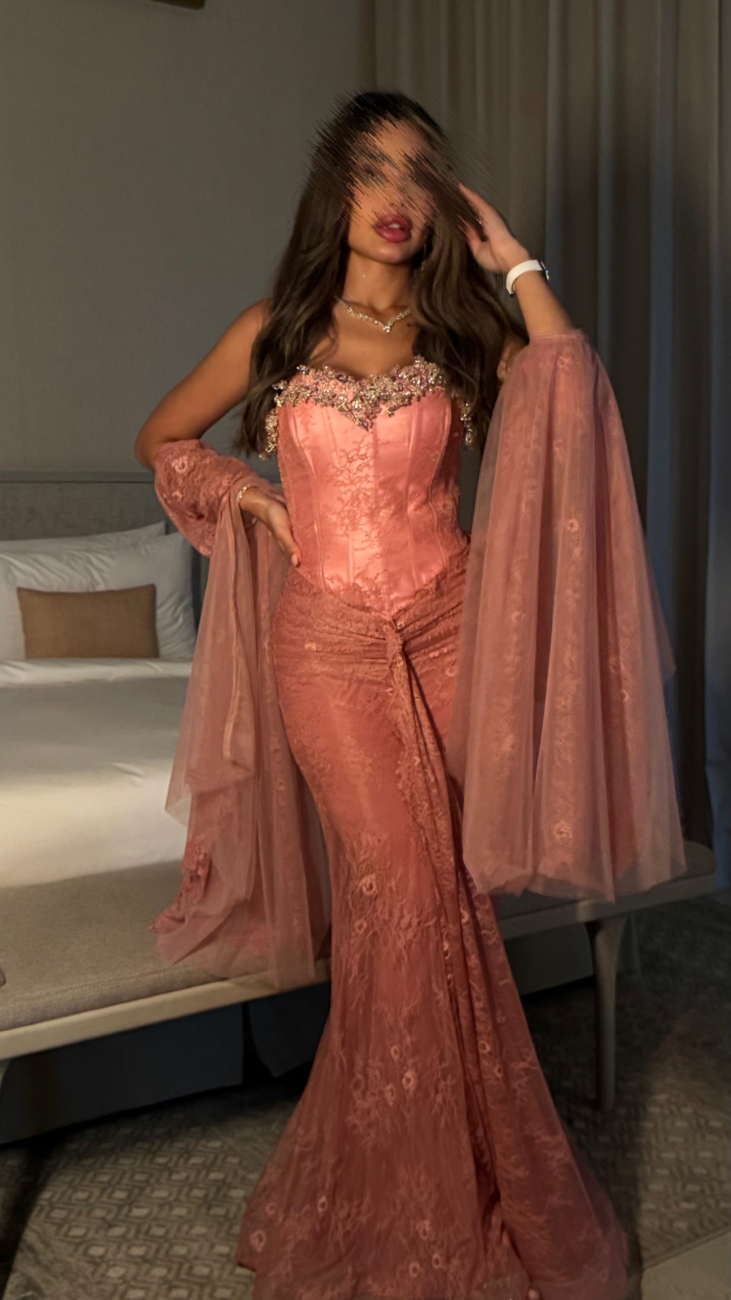 Nawar dress in pink