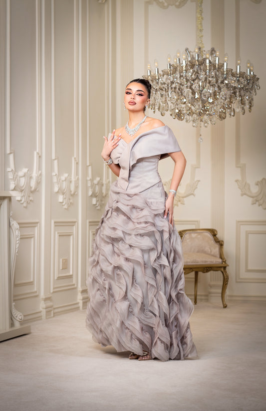 Little bride in nude grey