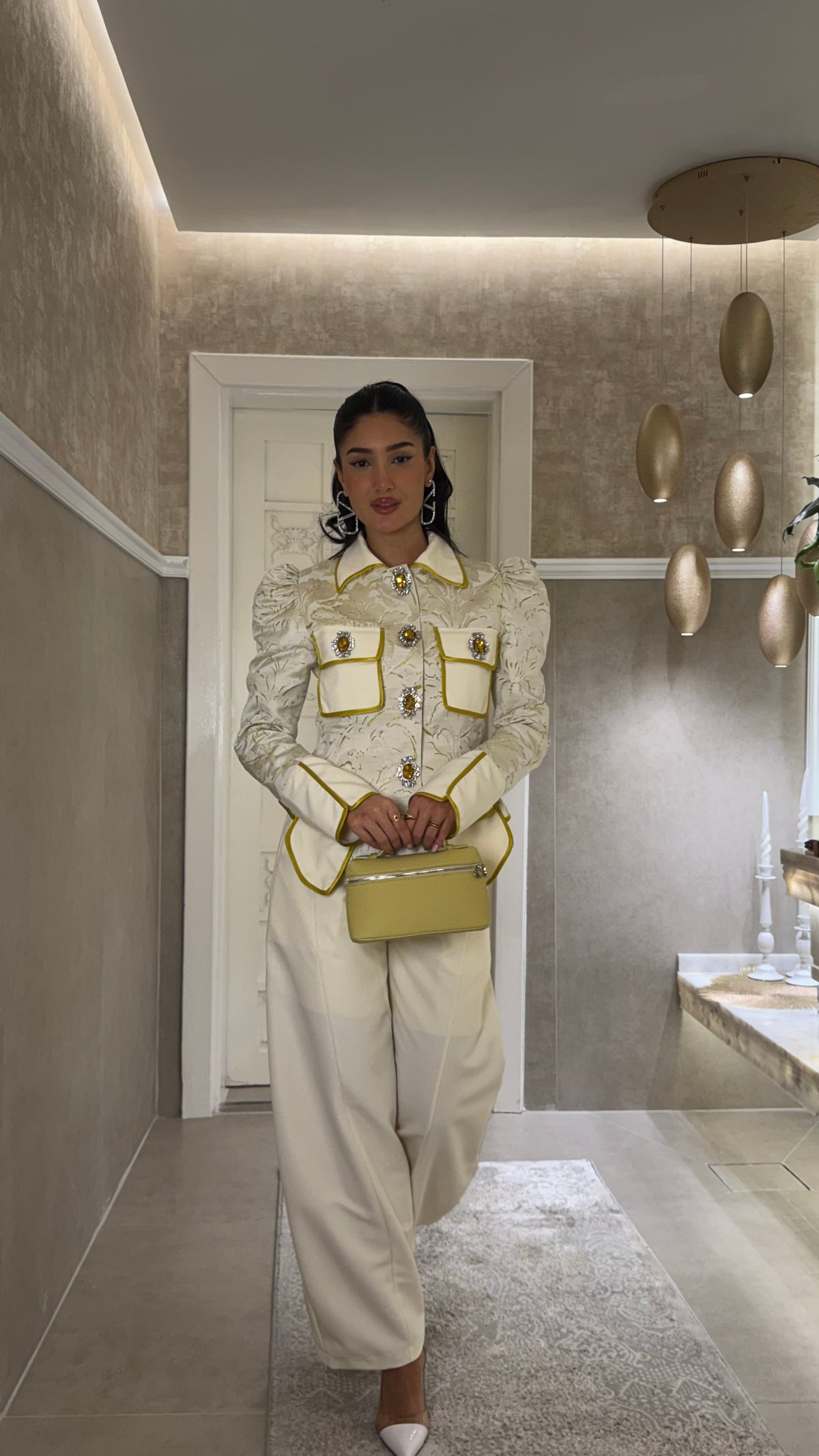 OffWhite Crystal set