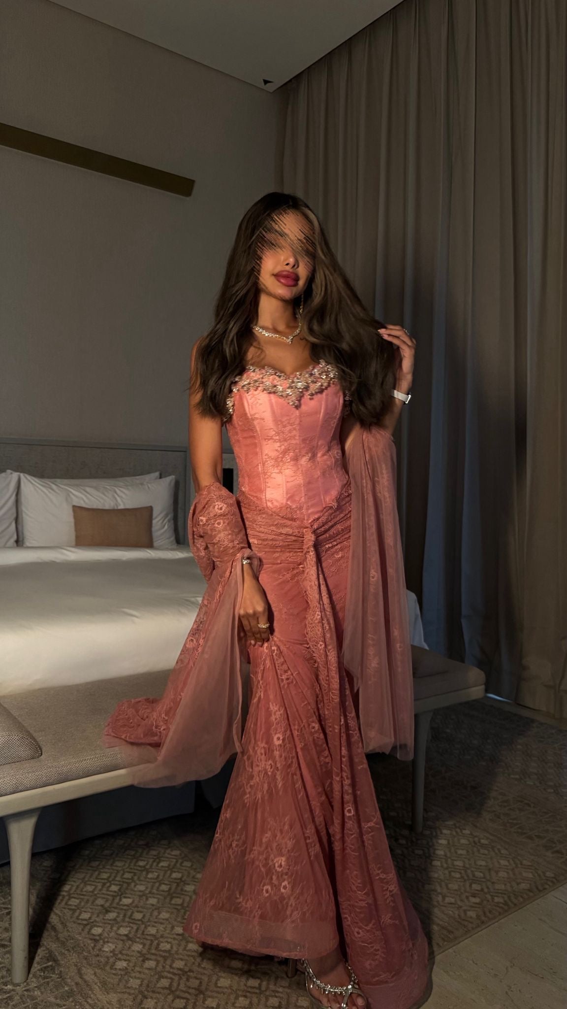 Nawar dress in pink