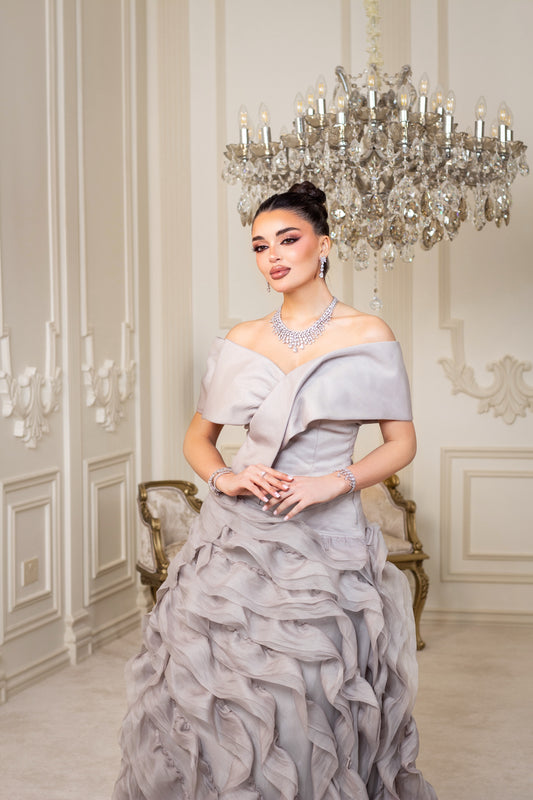 Little bride in nude grey
